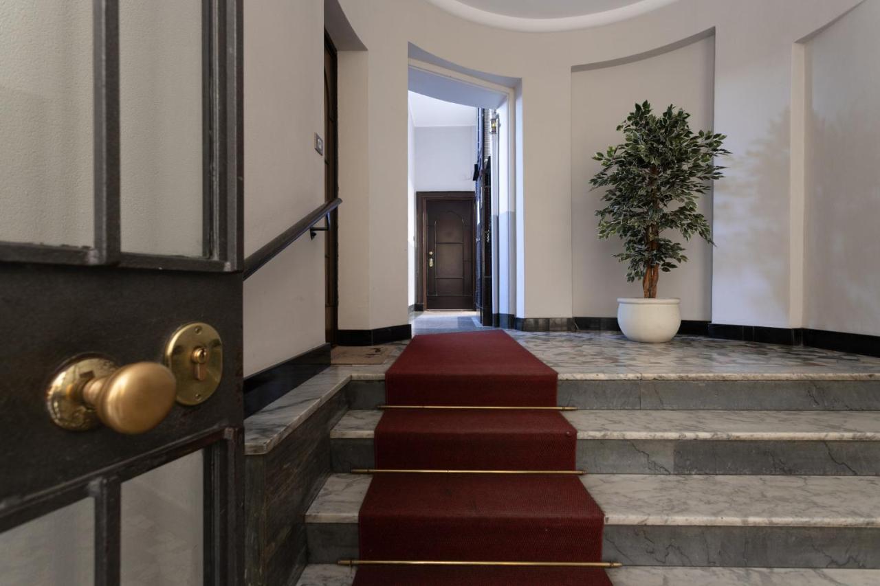 Luna Homes - Bilocale In Mac Mahon Appartement